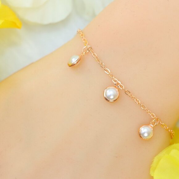 Minimalist Bracelet, Sleek & Modern Design, Women’s Fashion, YC110210-B - Picture 7 of 10